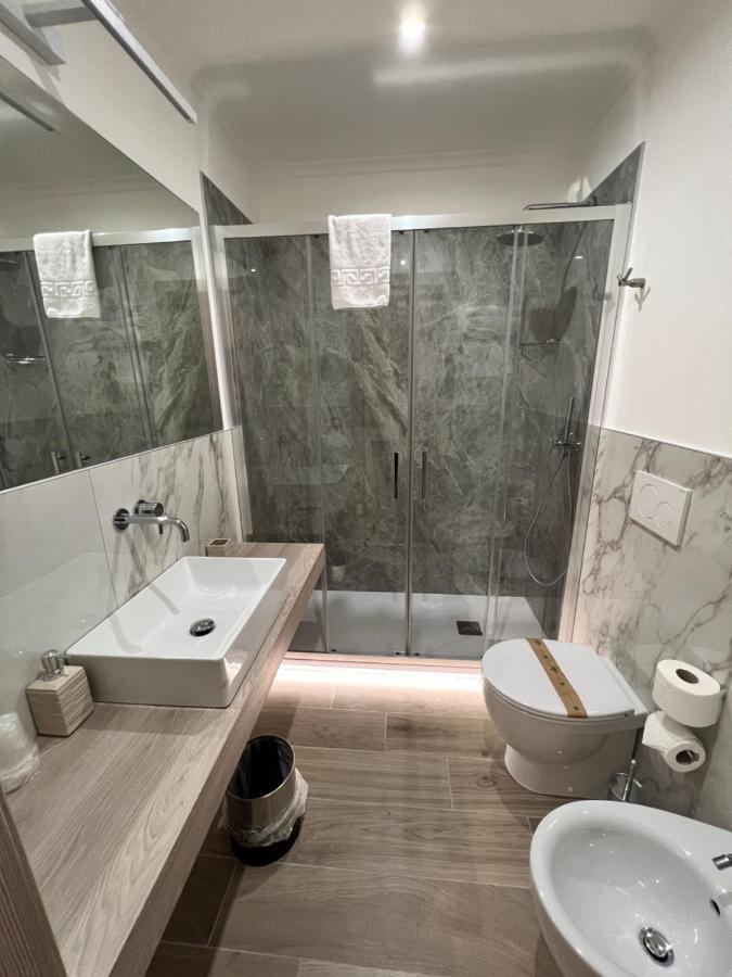 Triple Room,1207235230:JPEG